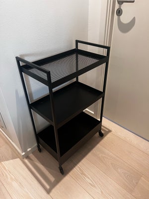Sort rullebord, IKEA, Sælger dette “NISSAFORS” rullebord fra IKEA. 

Mål:
B = 30 cm
L = 50,5 cm
H = 