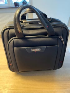 Samsonite store harwich dlx