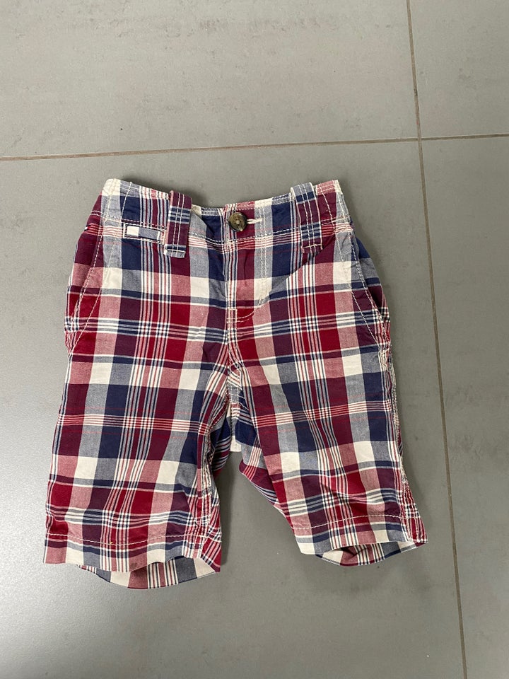 Shorts, Str 110 Hilfiger shorts 30kr, Tommy Hilfiger