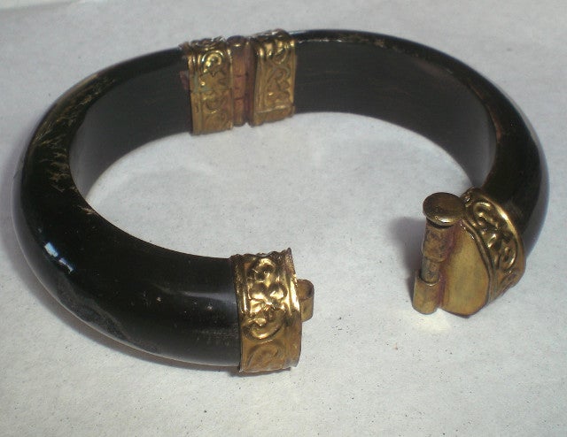 Armring, træ, ibenholt