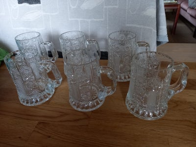 Glas, Ølkrus, 6 rigtig flotte ølkrus, uden skår, 6 cm i diameter meter, 12 cm høj
Sælges kun samlet 
