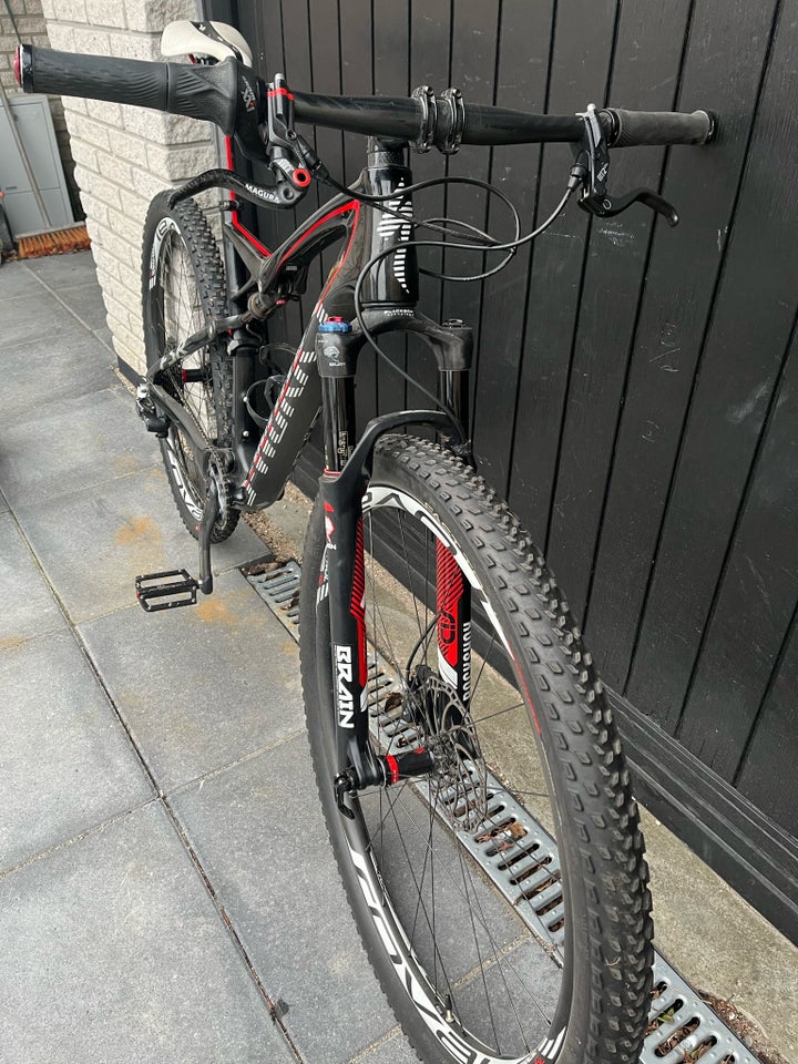 Specialized Epic S-works, full suspension, 19 tommer