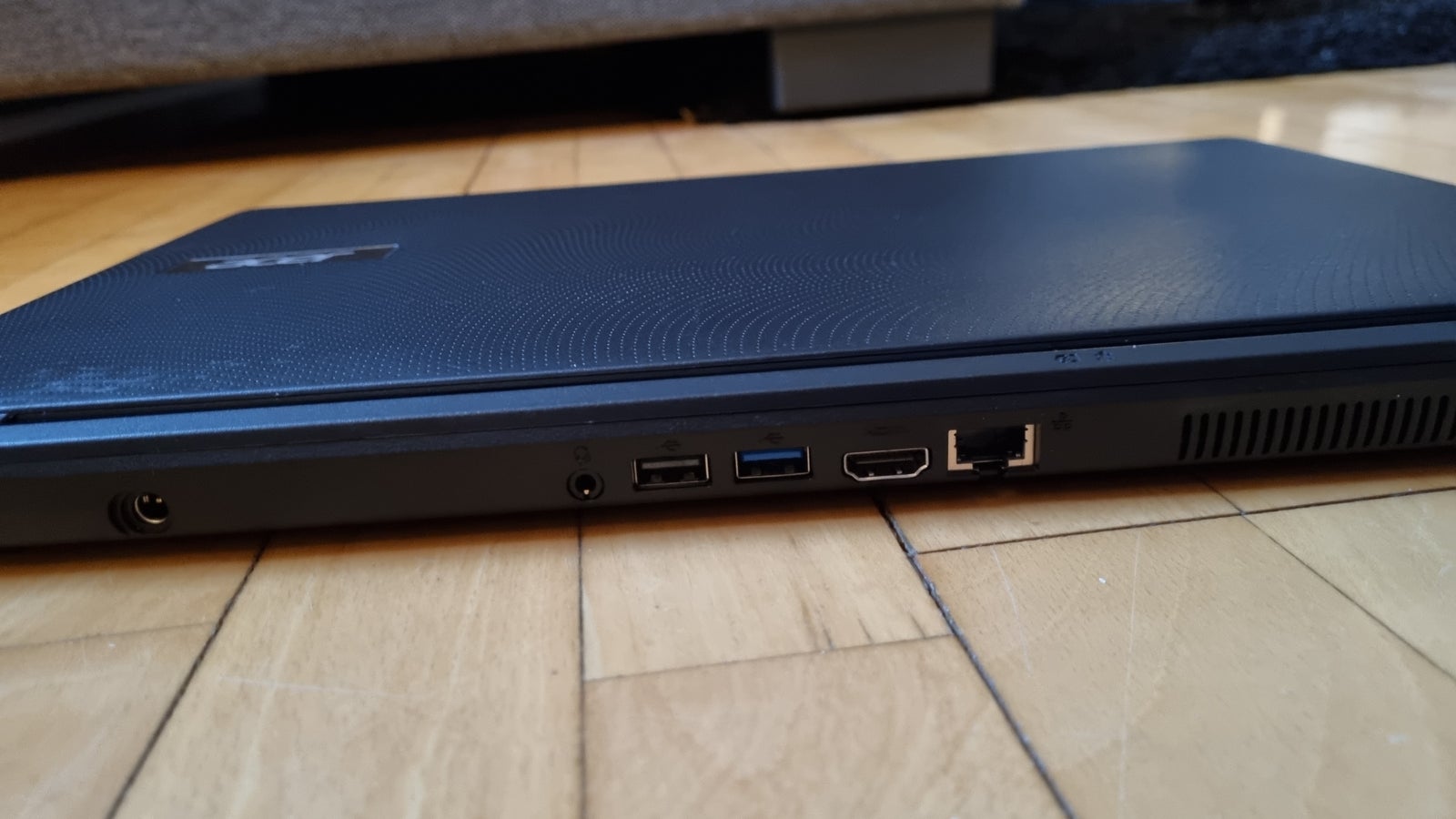 Acer ES1-571-C3YL, 4 GB ram, 128 GB harddisk