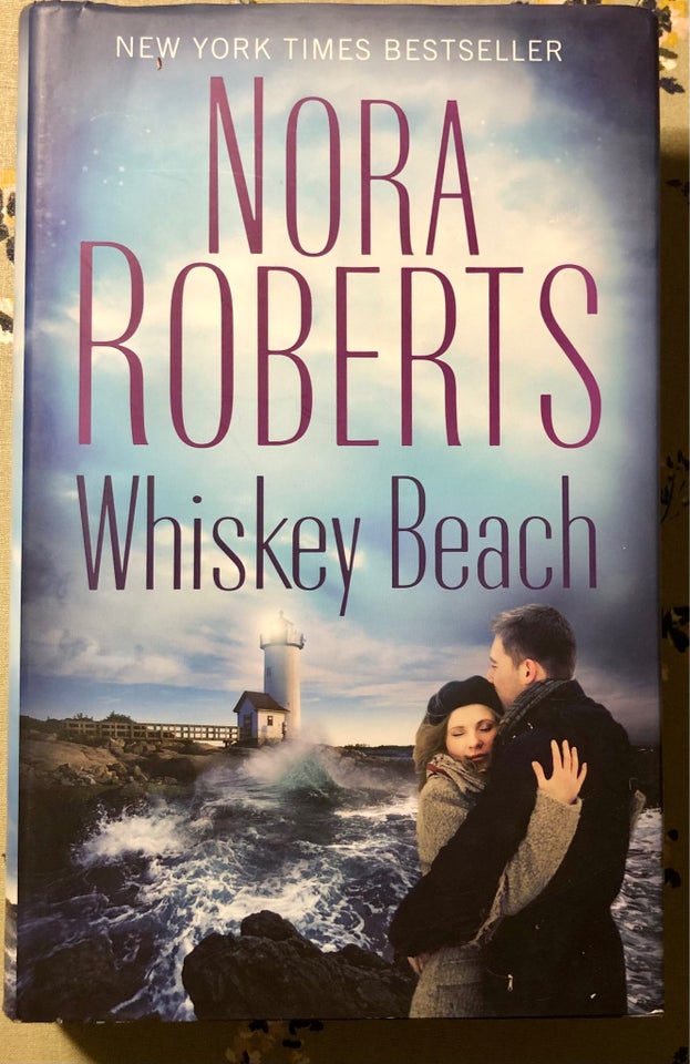 Whiskey Beach, Nora Roberts, genre: romantik