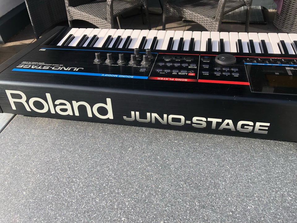Synthesizer, Roland Juno-stage