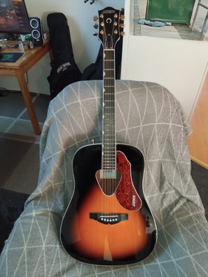 Halvakustisk, Gretsch G5024E sunburst, Solid spruce top og mahogni bag og side.  Indbygget fishman p