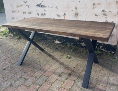 Spisebord, Eg træ plankebord , Gamle ukend, b: 80 l: 180, Flot og stilrent massiv plankebord i eg .
