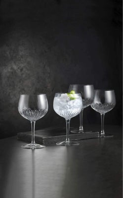 Glas, Gin & tonic Glas, Luigi Bormioli, Aldrig brugt. 
Æske haves ikke. 
Nypris 399 kr for 4 stk. 
