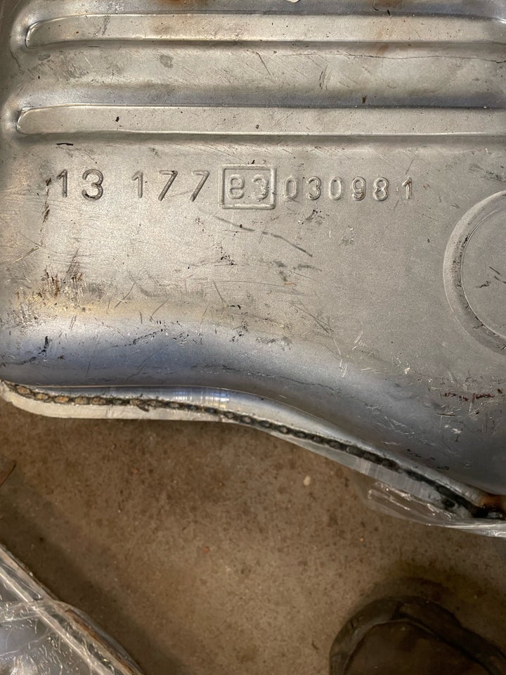 Udstødning, Mellempot og bagpot , Mercedes C klasse c200