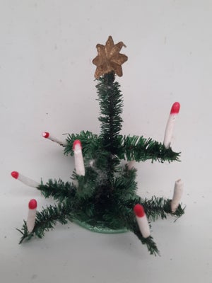 CHENILLE JULETRÆ, Lillebitte juletræ lavet af chenille eller piberensere? Måske har det været til et