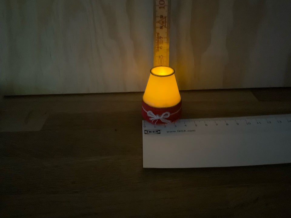 Dukkehus-møbler, Juletid lampe. Solgt