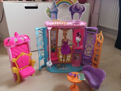 Barbie, Barbie slot / hus, Dreamtopia dream slot til Barbie. Kan foldes sammen så det ikke fylder me