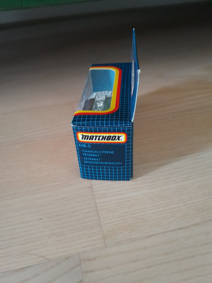 Biler, Matchbox Shell lastbil.