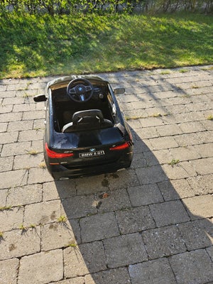 Andet legetøj, BMW, BMW M5 Drifter 24V 15 km/t..
Fungere uden problemer