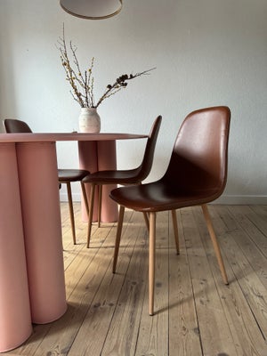 Anden arkitekt, stol, Spisebordsstol JONSTRUP cognacfarvet kunstlæder/eg

6 stk. 

150 pr stk 

Nogl