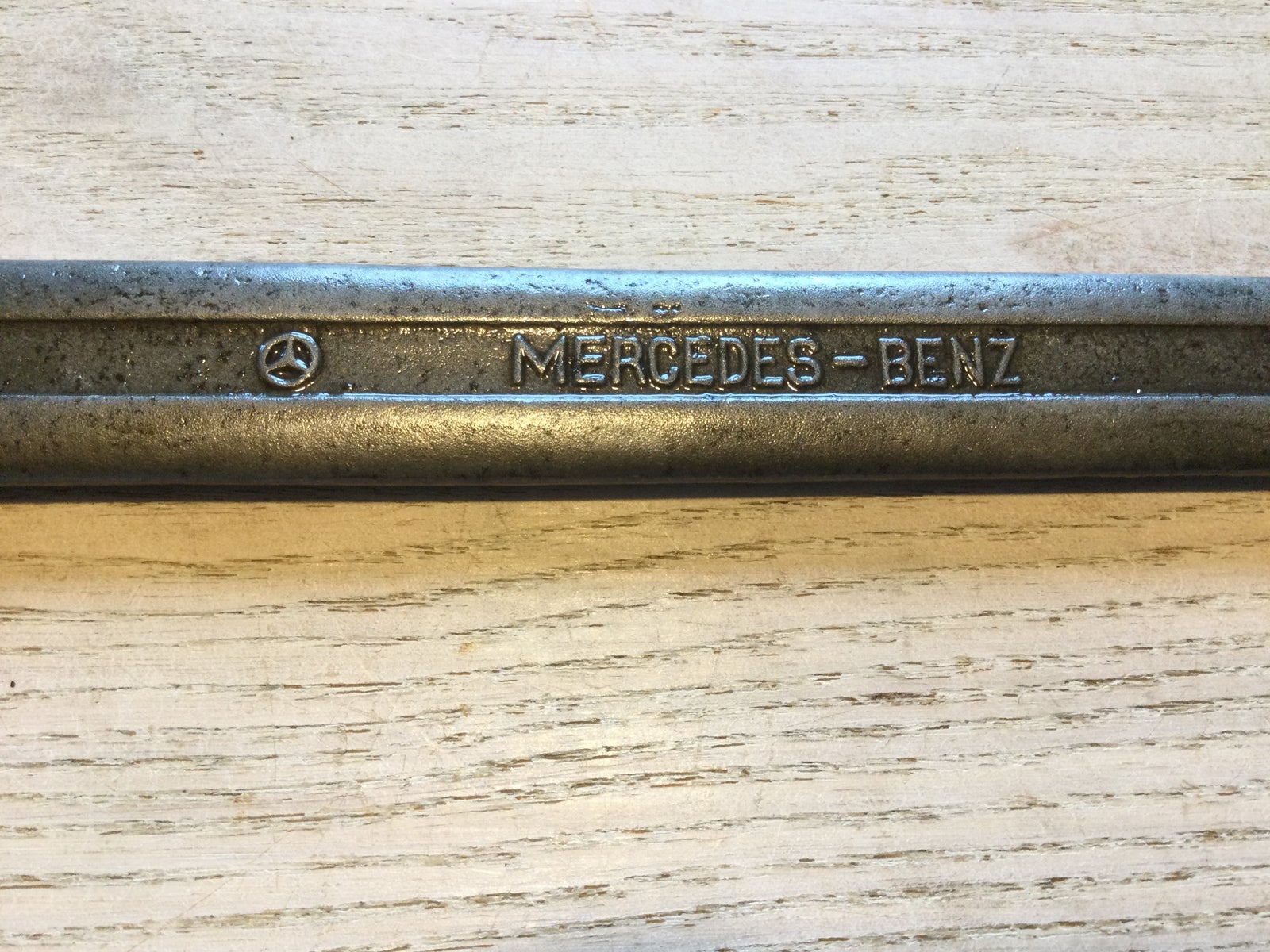 Gaffelnøgler, Mercedes-Benz