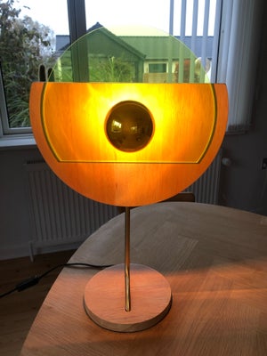 Lampe, ILVA, Sælger denne her fine borde-lampe. fra ILVA 