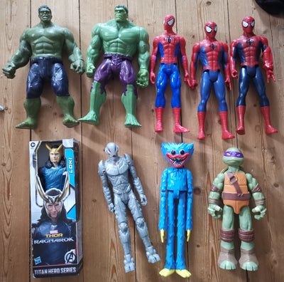 Marvel Avengers HULK Spiderman , Marvel, Sælger her en flok Marvel Avengers, Superman Figurer af de 