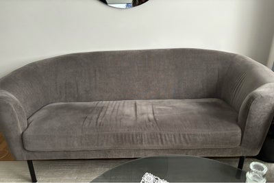 Sofa, 2 stk sofa købt fra Ilva. Brugt i toner
1,95 m lang 