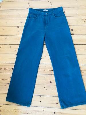 Jeans, PULL&BEAR, str. 42,  Grøn-blå ,  Bomuld ,  Næsten som ny, ede højtaljede jeans med brede ben.