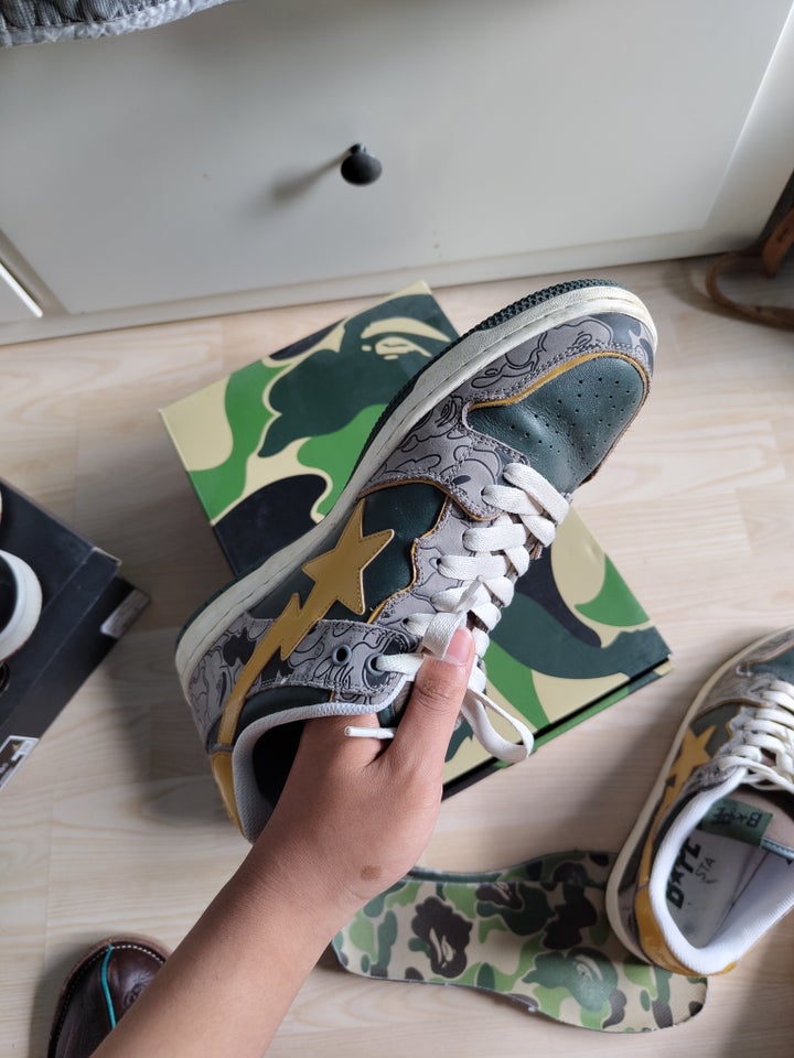 Sneakers, Bape, str. 43