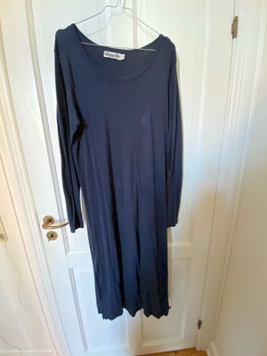 Anden kjole, Danefæ , str. S,  50% bomuld & 50% viscose,  Ubrugt, Danefæ (lang kjole med slids i sid