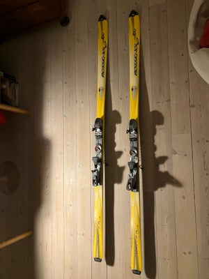 Alpinski, Rossignol, str. 190cm, Flotte Rosignol ski med bindinger fra Marker. Lidt slid men ellers 