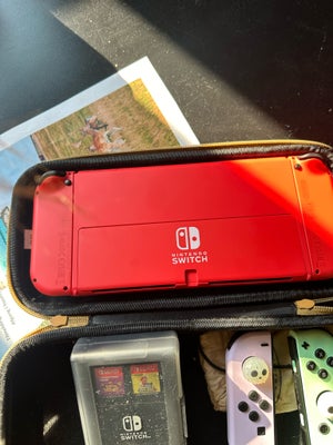 Nintendo Switch, Oled Mario edition, Perfekt, Sælger da jeg simpelthen ikke for den brugt den står b