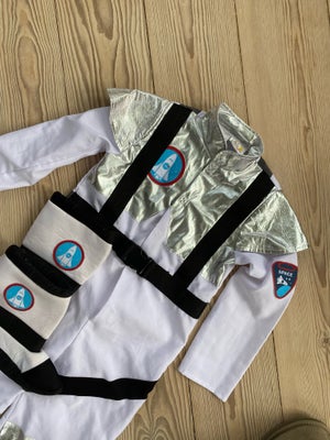 Udklædningstøj, Astronaut udklædning str 140, Astronaut udklædning str 140, med brugsspor men i fin 