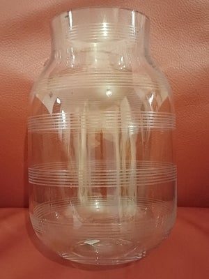 Vase, Kähler Omaggio glasvase, Kähler, Flot, stor mundblæst Kähler Omaggio glasvase 28 cm. Har kun s