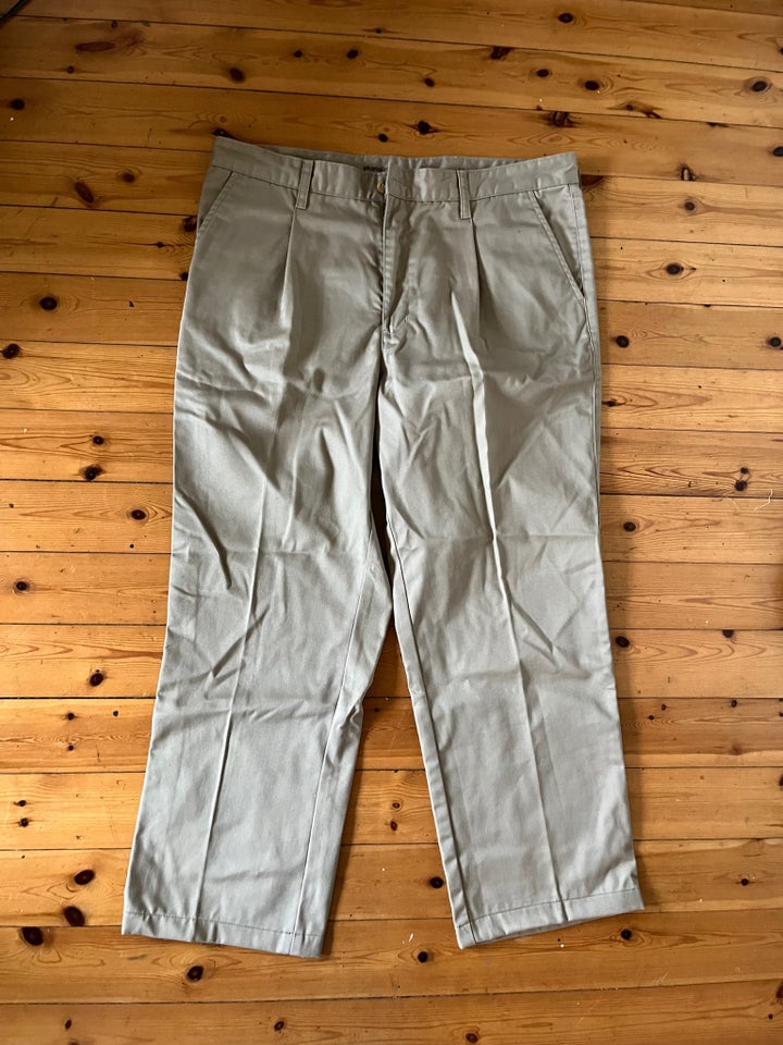 Chinos, Wrangler, str. 38