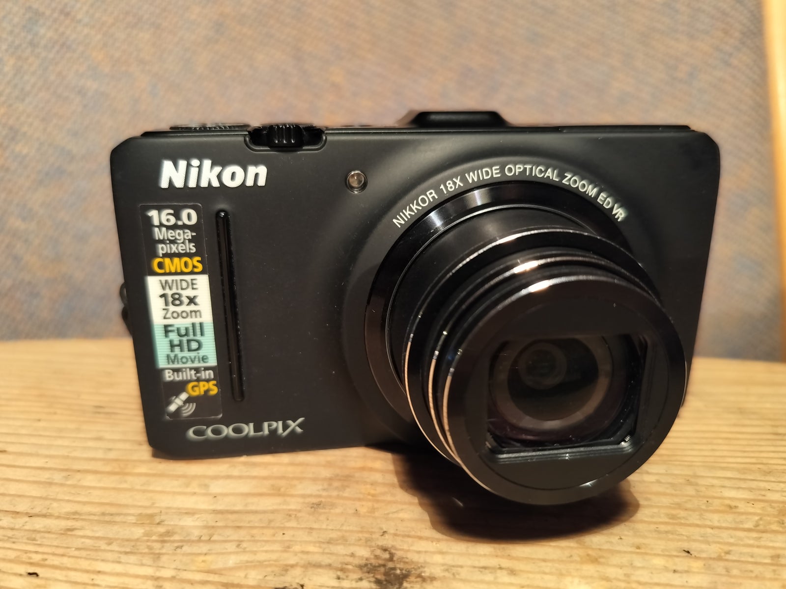 Nikon Coolpix S9300, 16.0 megapixels, 18 x optisk zoom