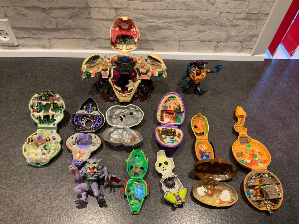 Mighty max lot, Mighty max