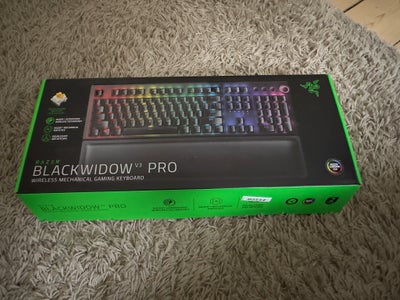 Tastatur, trådløs, Razer, Blackwidow V3 Pro, God, En smule støvet
Pude er ubrugt