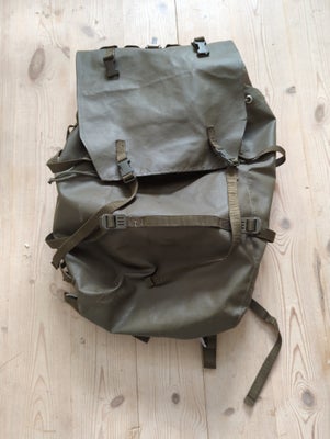 Rejsetaske, Swiss Army, Swiss army surplus rygsæk.
Stort set ikke anvendt.
Lavet af vandtæt PVC agti