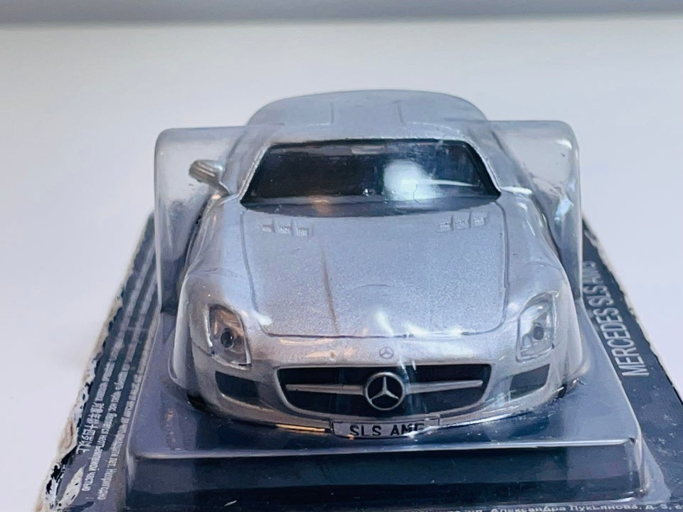 Modelbil Mercedes-Benz SLS AMG, skala 1:43