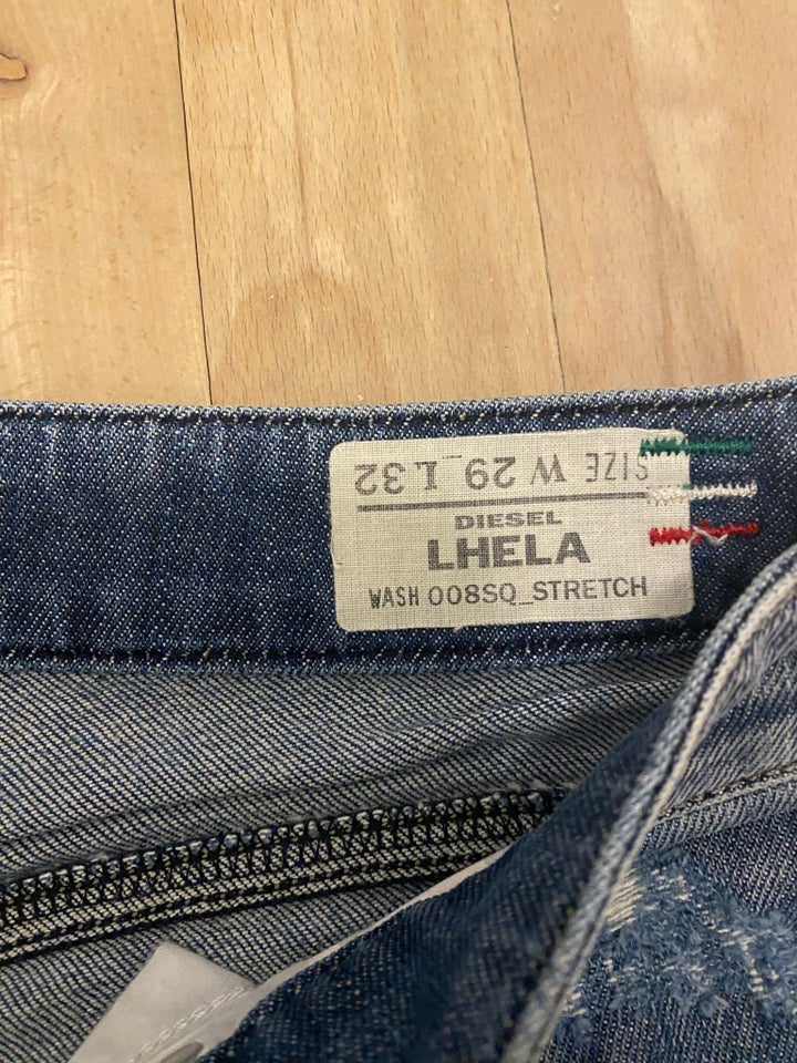 Jeans, Diesel, str. 29