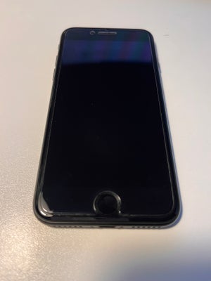iPhone 7, 128 GB, sort, Rimelig, 
Kun afhentning Hvidovre.
Bud under 400 modtages ikke.

Fejler ikke