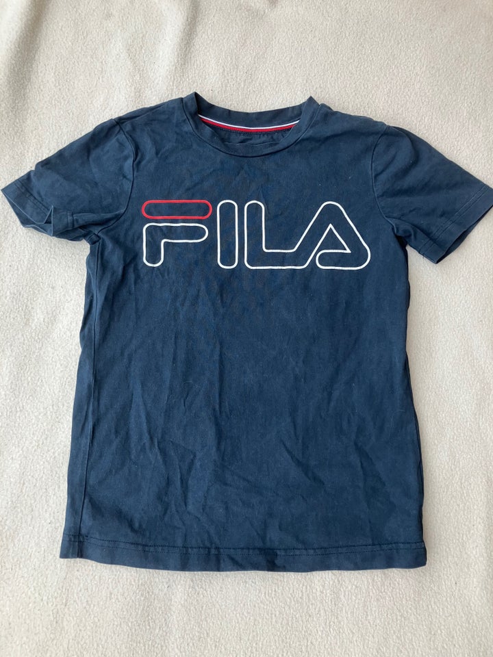 T-shirt, T-shirt, FILA – – Køb og af Nyt og Brugt