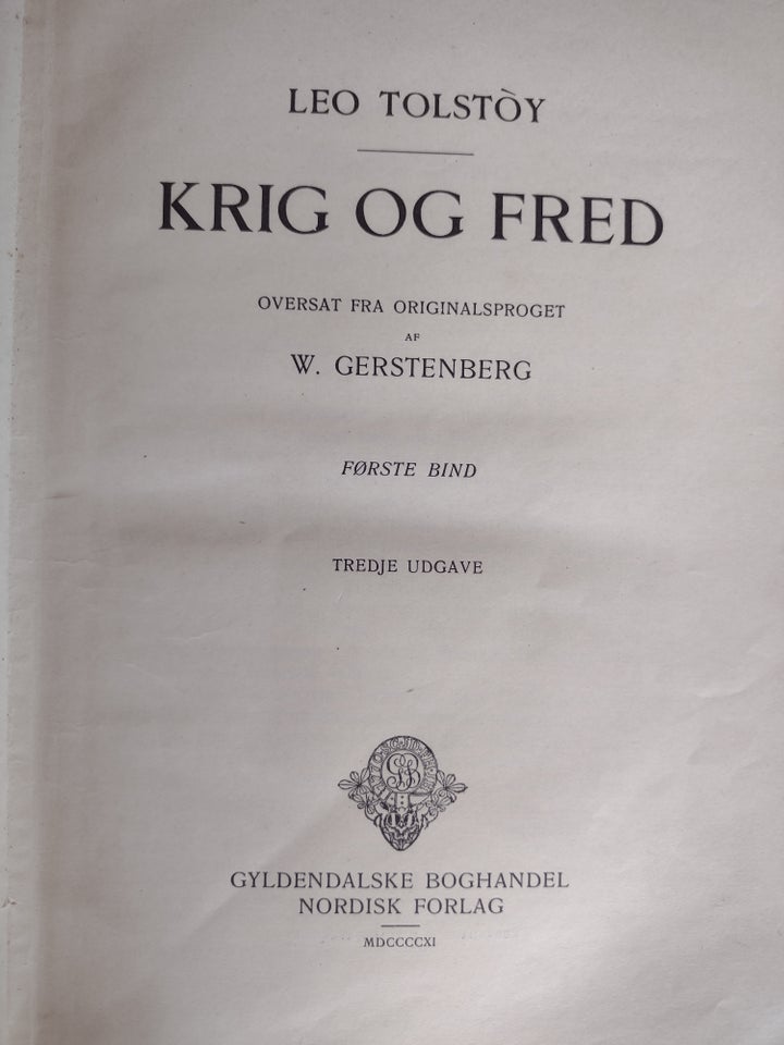 Krig og fred, Leo Tolstóy, genre: roman