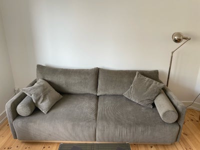 Sofa, fløjl, 3 pers., Sælger min sofa fra Sofacompany, modellen er Kenta. 

Købte den i april 2023. 