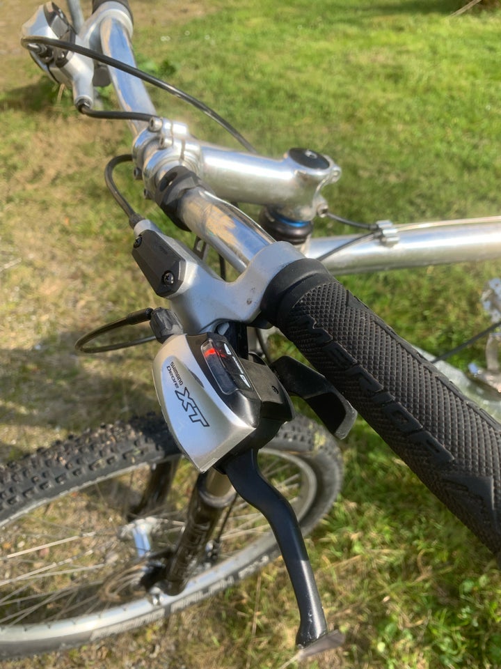 andet mærke XT , hardtail, 18 tommer