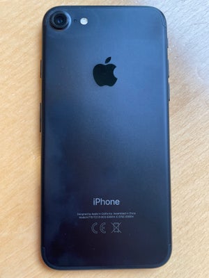 iPhone 7, 32 GB, sort, God, Fin sort iPhone 7 i god stand. Har altid haft panzerglas og cover på. De