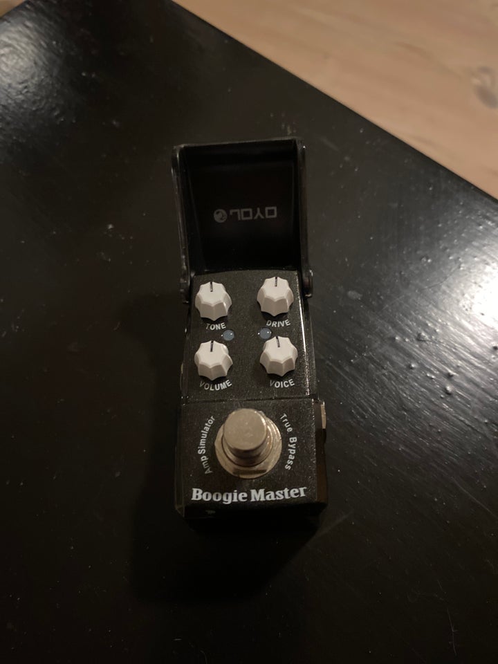 Guitar pedal, Jojo Boogie master