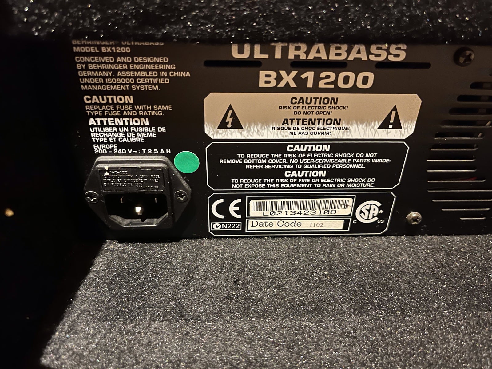 Bascombo, Behringer UTRABASS BX1200, 120 W W