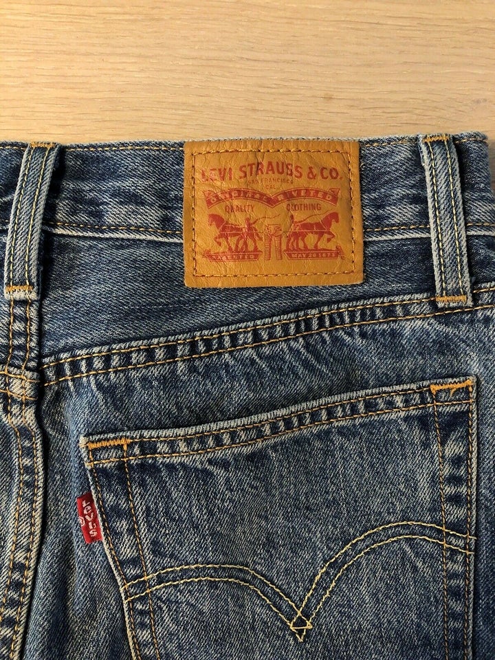 Levi’s cowboynederdel, str. 24, Levi’s