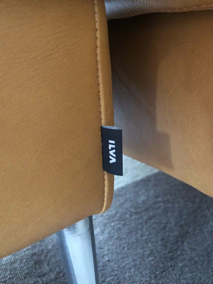 Meget fin læder sofa fra ILVA, cognacfarvet