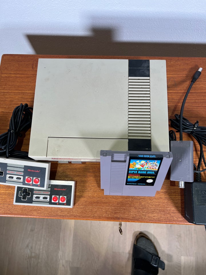 Nintendo NES, European version, God