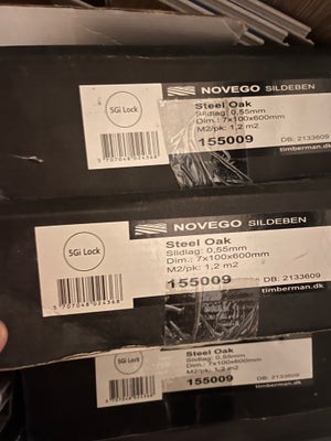 Vinyl, 7 pakker novego sildeben vinyl gulv i farven steel oak 

Nok til 1,2 kvm i en pakke 