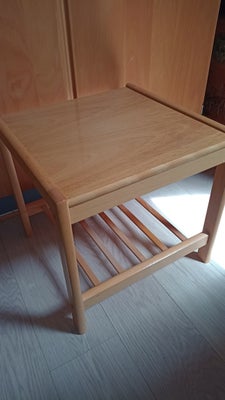 Sidebord, Dansk design, bøgetræ, Hej har dette lille bord i eg Dansk design